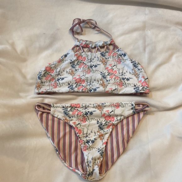 Reversible o’neill bikini - Picture 2 of 11